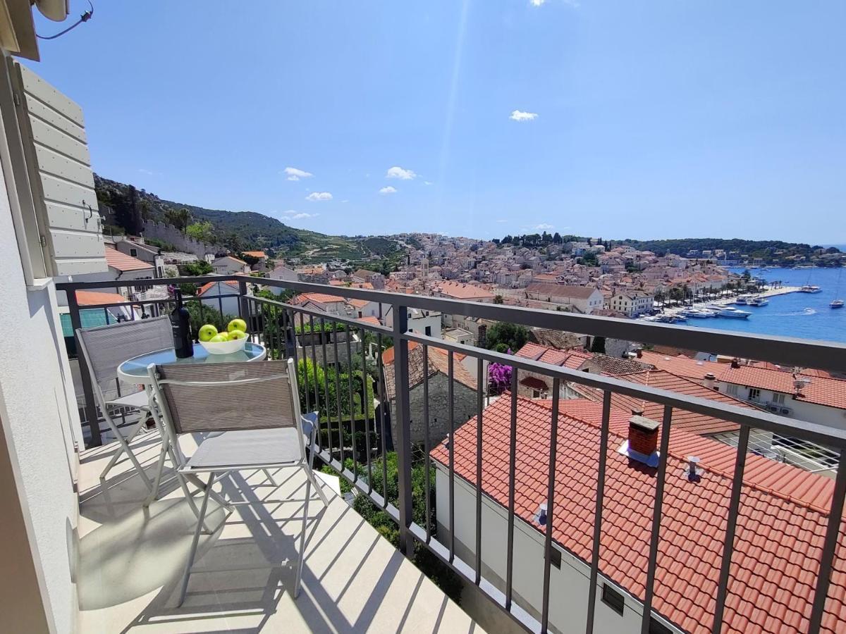 Brand New Apt W Balcony & Perfect Seaview At Center Hvar Town Zewnętrze zdjęcie
