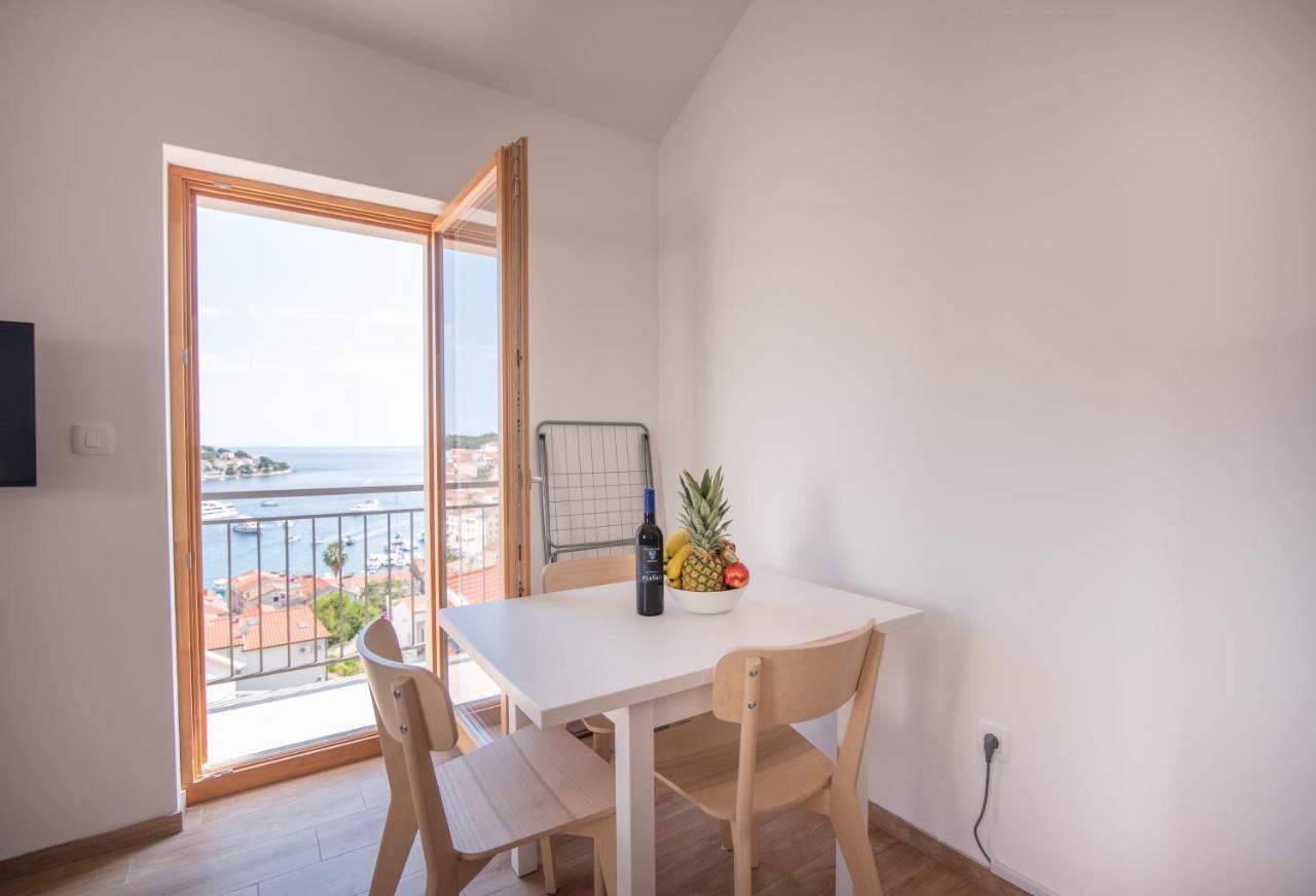 Brand New Apt W Balcony & Perfect Seaview At Center Hvar Town Zewnętrze zdjęcie