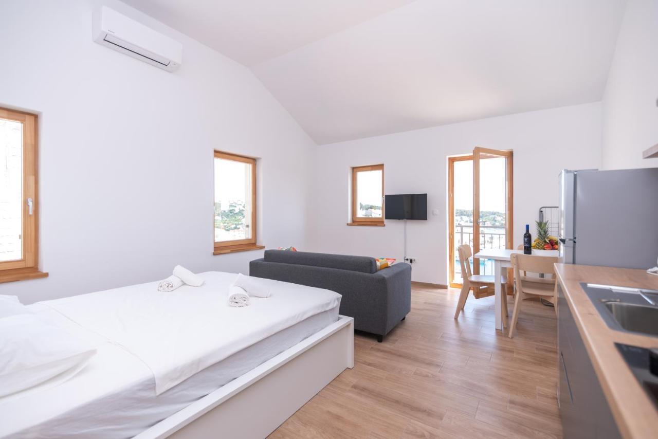 Brand New Apt W Balcony & Perfect Seaview At Center Hvar Town Zewnętrze zdjęcie