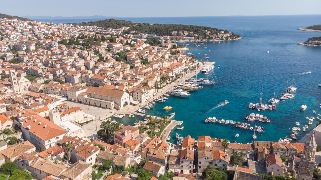 Brand New Apt W Balcony & Perfect Seaview At Center Hvar Town Zewnętrze zdjęcie